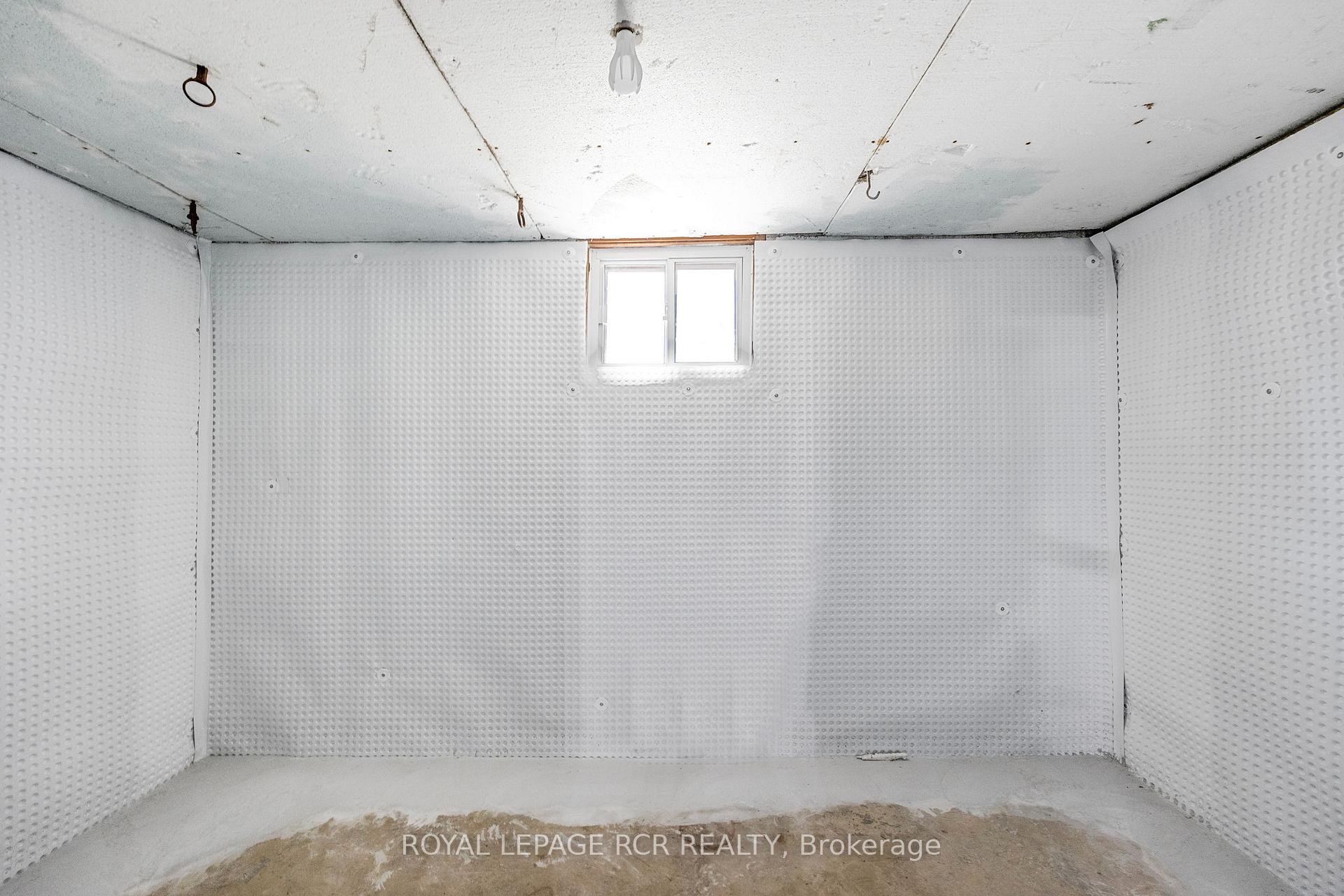 Photo 24 of 1 Northcrest Road, Etobicoke, Kingsview Village-The Westway — HOMEH