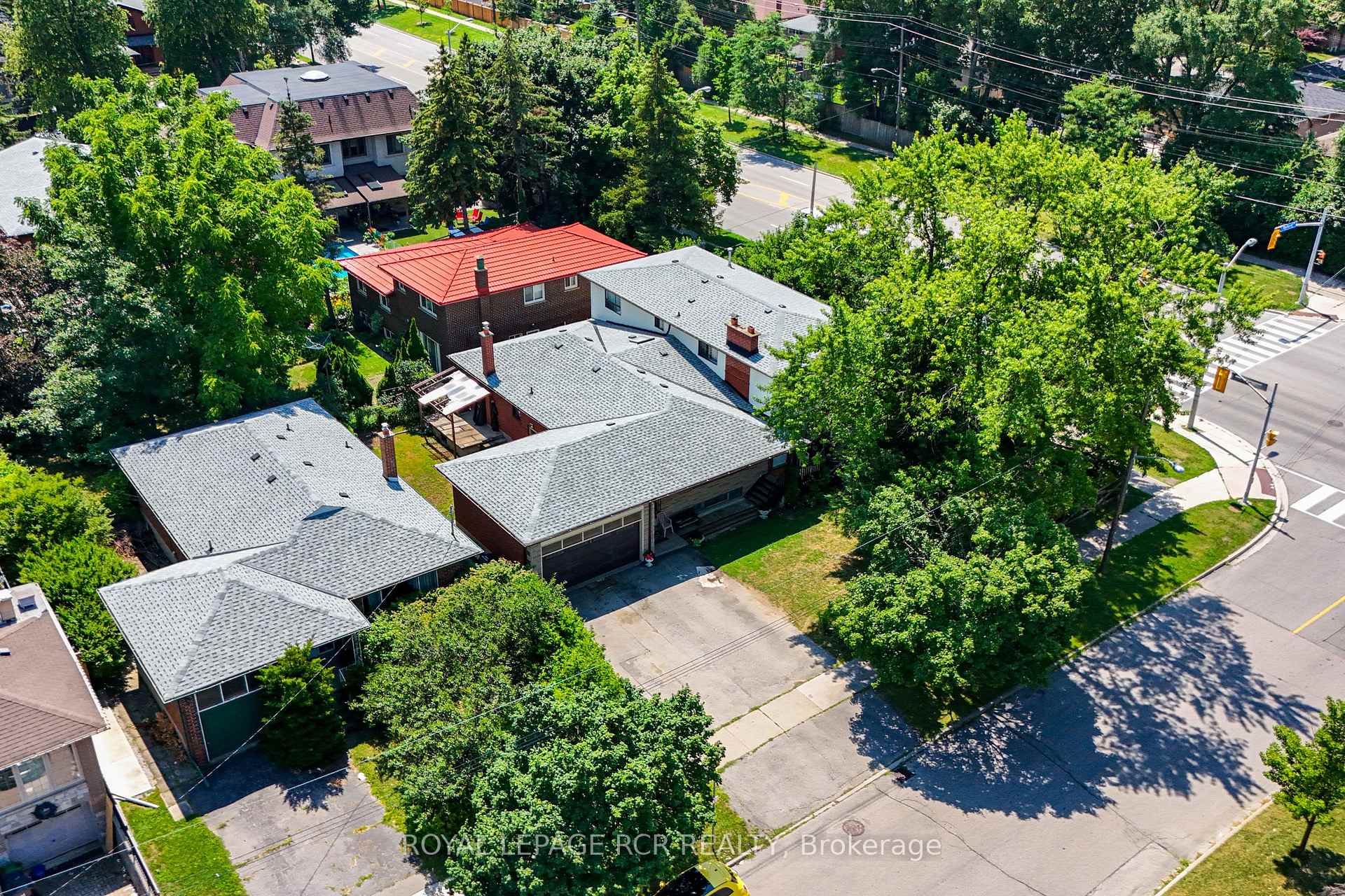 Photo 33 of 1 Northcrest Road, Etobicoke, Kingsview Village-The Westway — HOMEH
