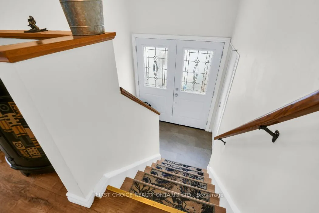 Photo 31 of 44 Oberon Street, Ottawa, Westcliffe Estates — HOMEH