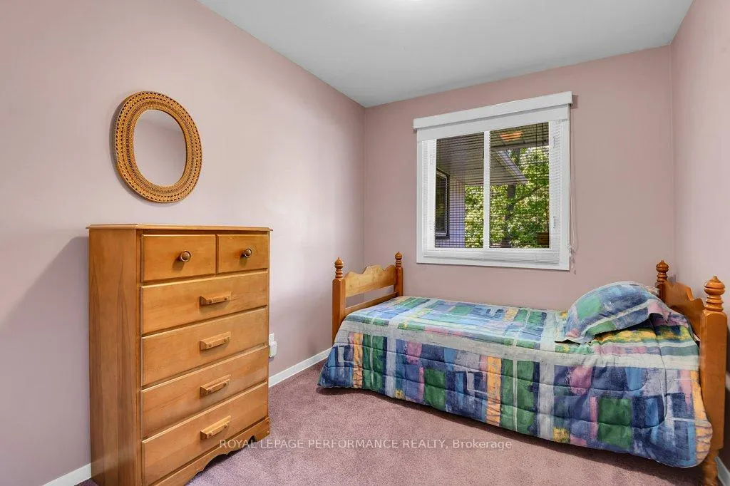 Photo 274 of 2686 Ulster Crescent, Ottawa, Riverside Park — HOMEH