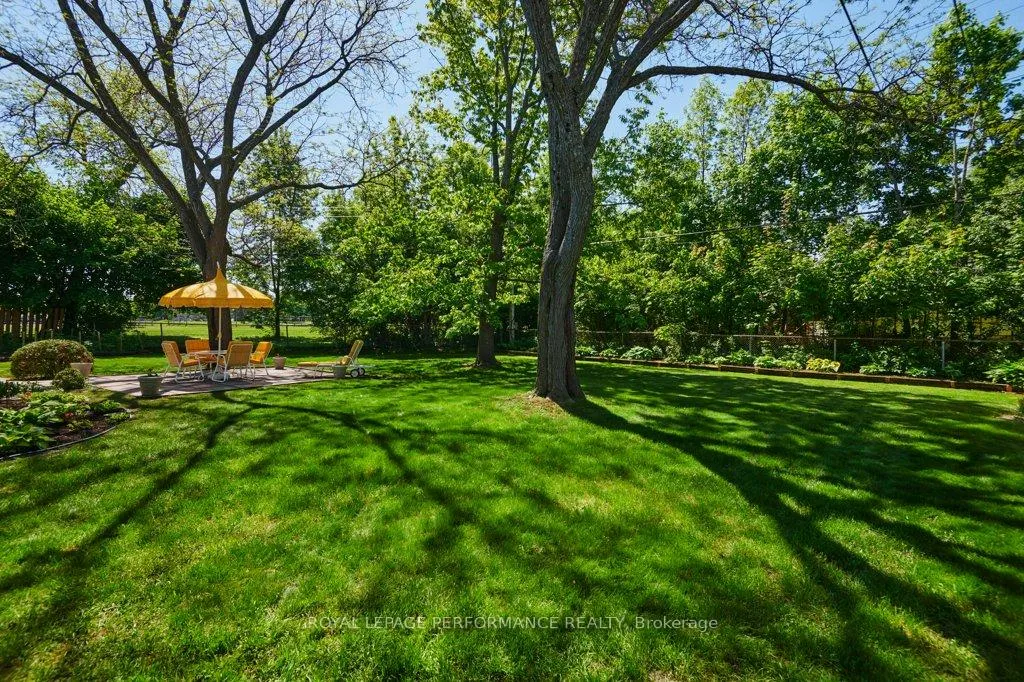 Photo 370 of 2686 Ulster Crescent, Ottawa, Riverside Park — HOMEH
