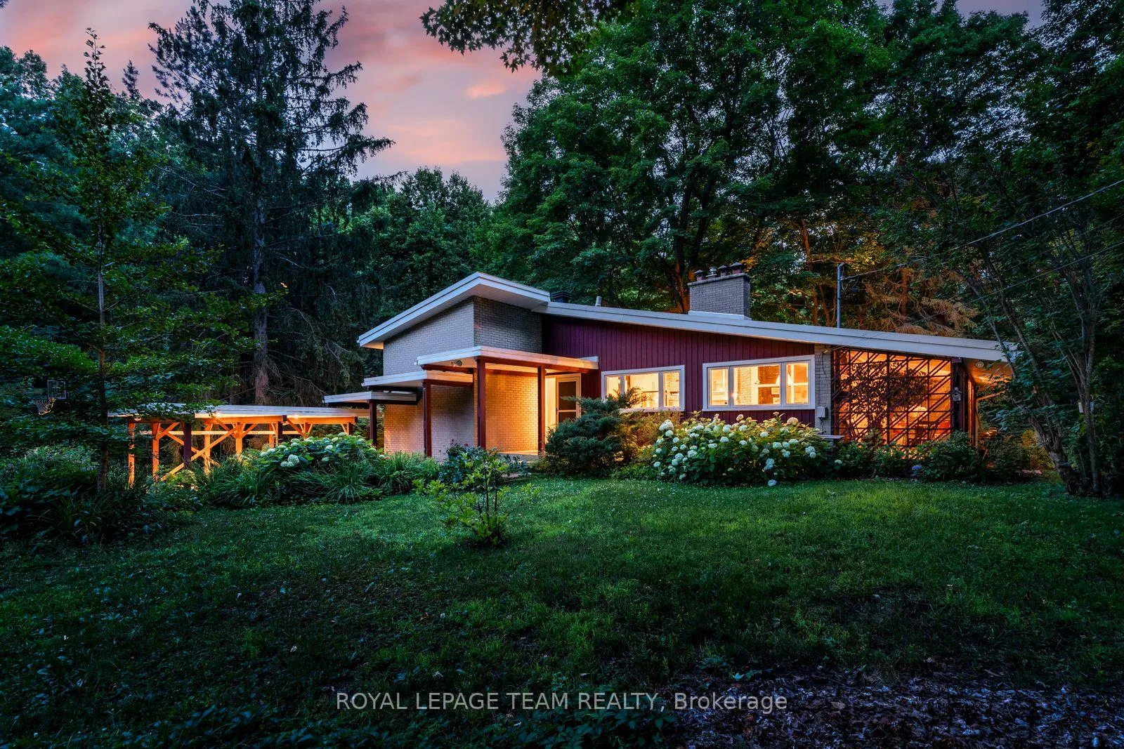 Photo 10 of 53 Oriole Drive, Ottawa, Rothwell Heights — HOMEH
