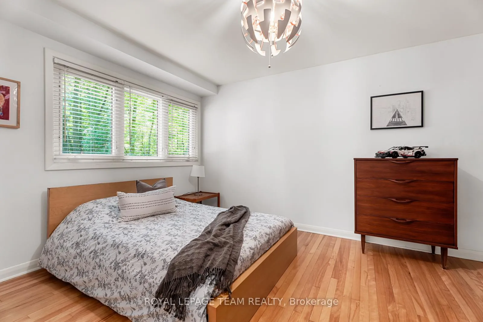 Photo 180 of 53 Oriole Drive, Ottawa, Rothwell Heights — HOMEH
