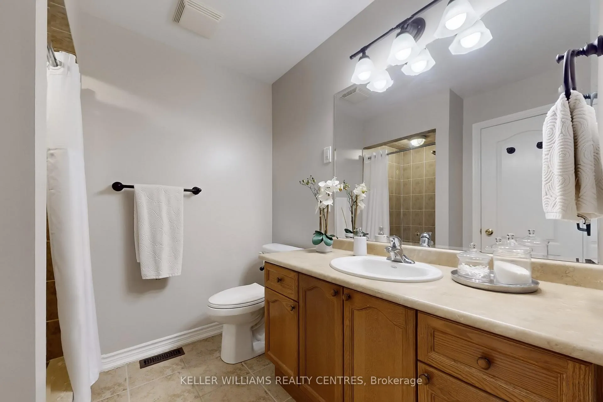 Photo 283 of 93 Barr Crescent, Aurora, Bayview Northeast — HOMEH