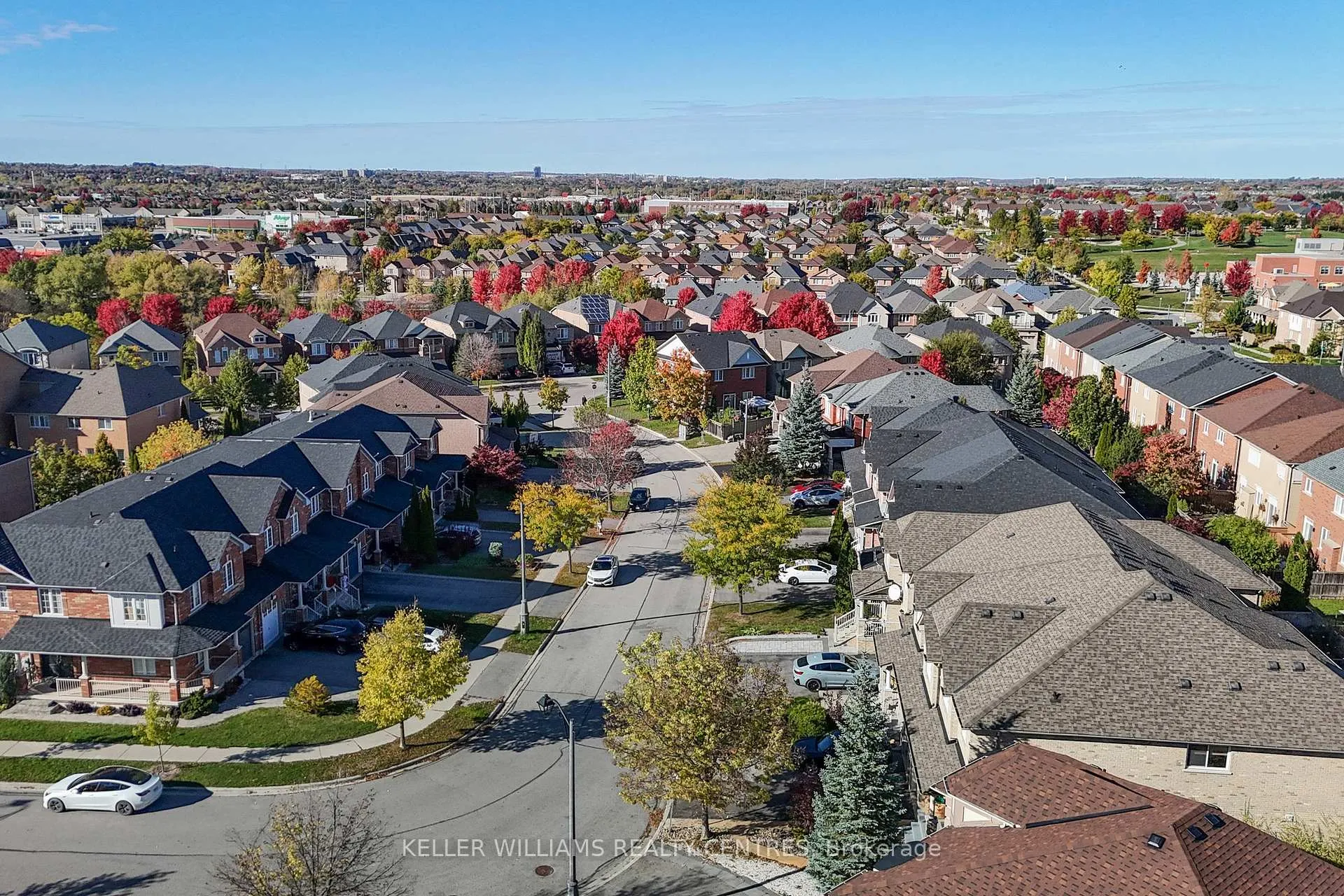 Photo 433 of 93 Barr Crescent, Aurora, Bayview Northeast — HOMEH