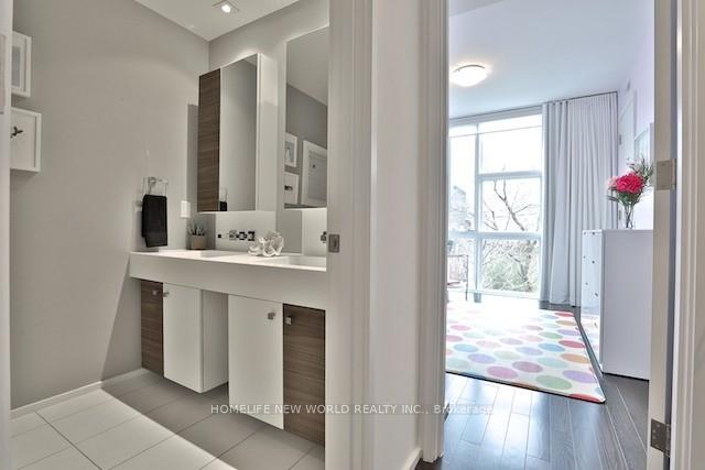 Photo 8 of 230 Manning Avenue, Toronto, Trinity-Bellwoods — HOMEH