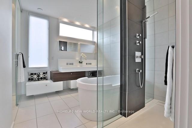 Photo 11 of 230 Manning Avenue, Toronto, Trinity-Bellwoods — HOMEH
