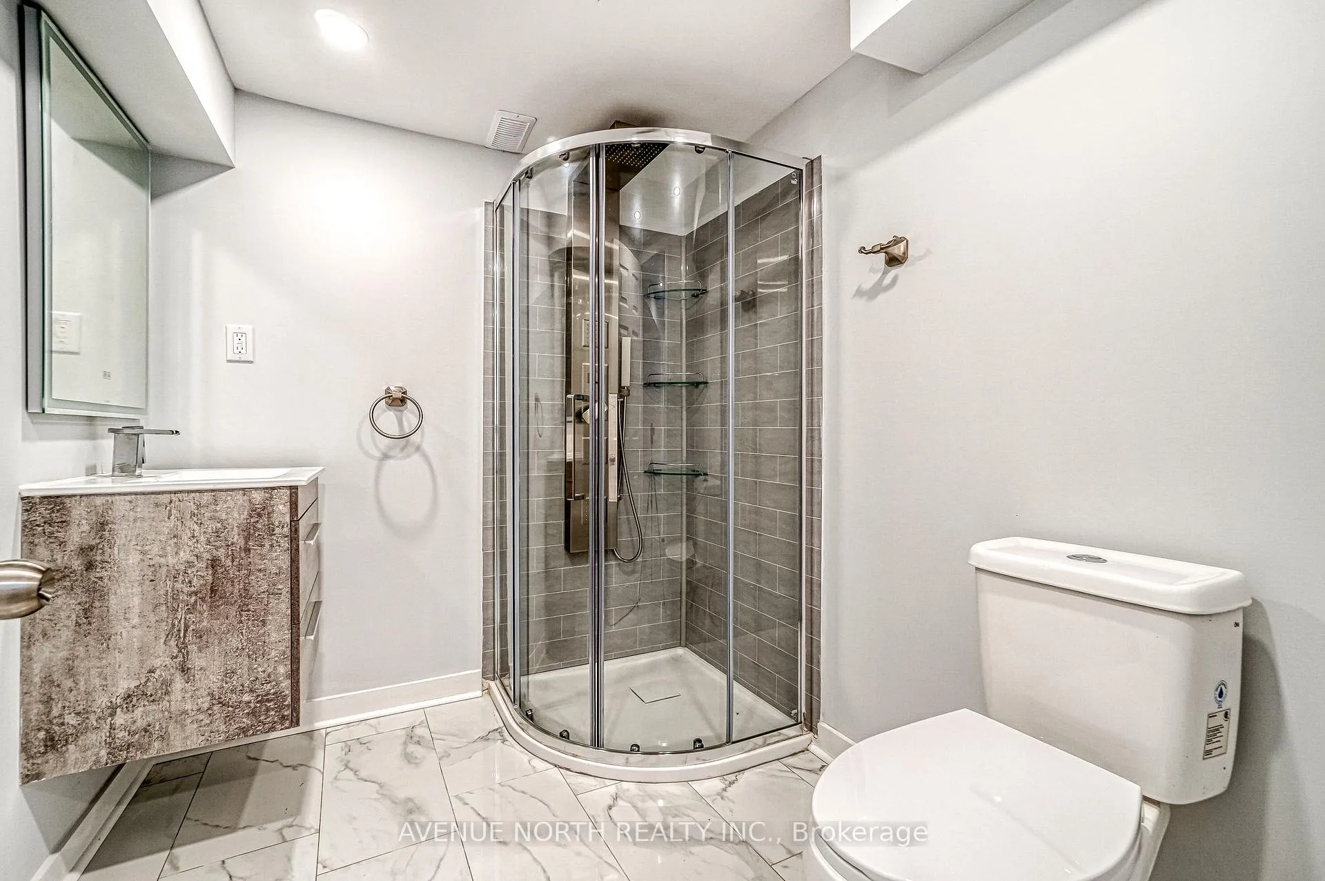 Photo 251 of 946 Walkley Road, Ottawa, Riverside Park South — HOMEH