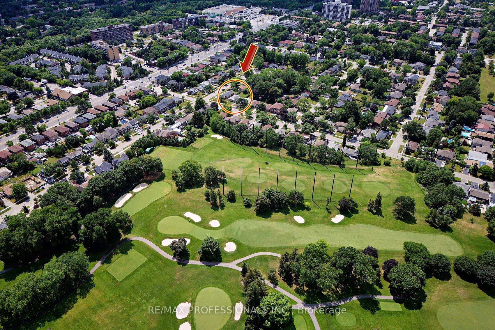 Photo 27 of 10 Golfwood Heights, Etobicoke, Kingsview Village-The Westway — HOMEH