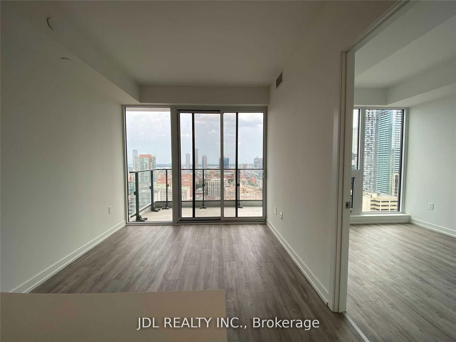 Photo 3 of Unit 2603, 77 Shuter St, Toronto, Church-Yonge Corridor — HOMEH
