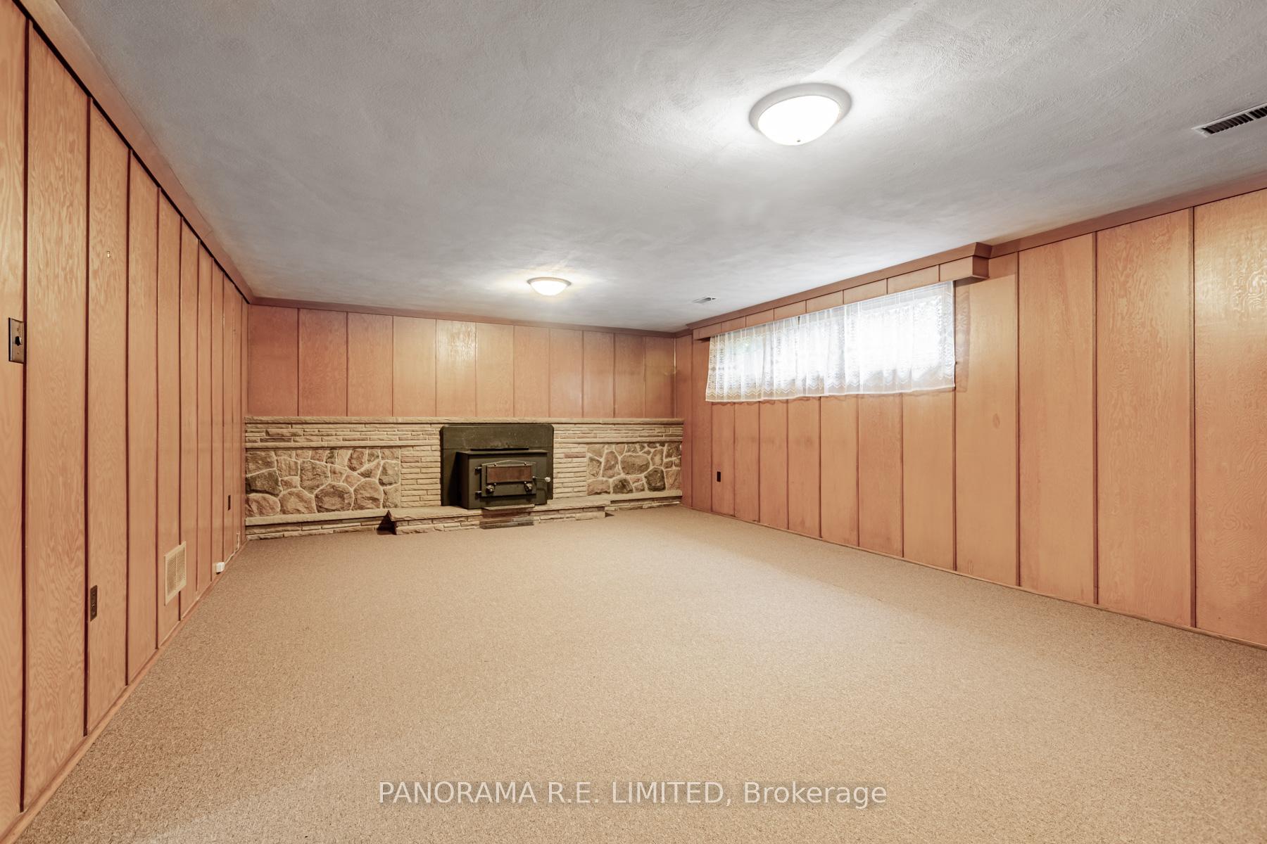 Photo 21 of 51 Laurelwood Crescent, Etobicoke, Willowridge-Martingrove-Richview — HOMEH