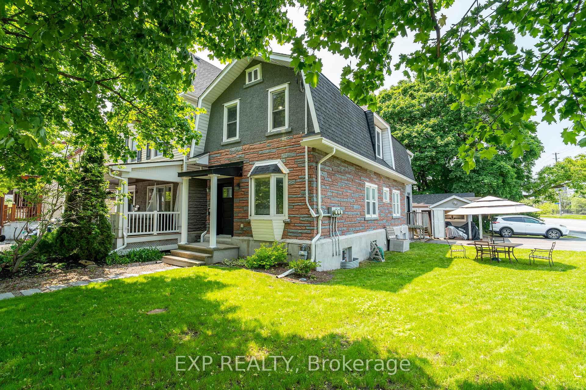 Photo 1 of 12 Ross Avenue, Ottawa, Ottawa West — HOMEH