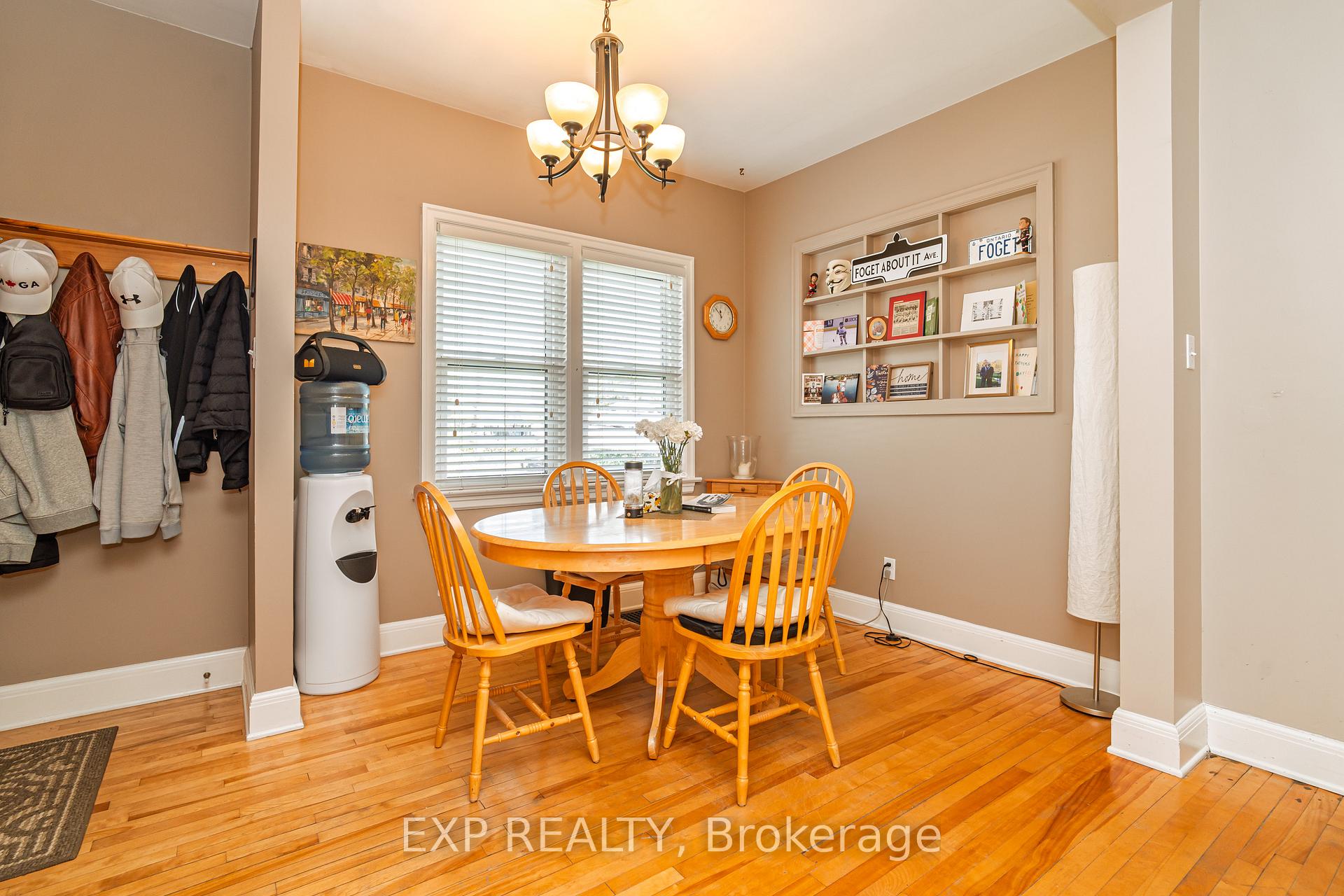 Photo 5 of 12 Ross Avenue, Ottawa, Ottawa West — HOMEH