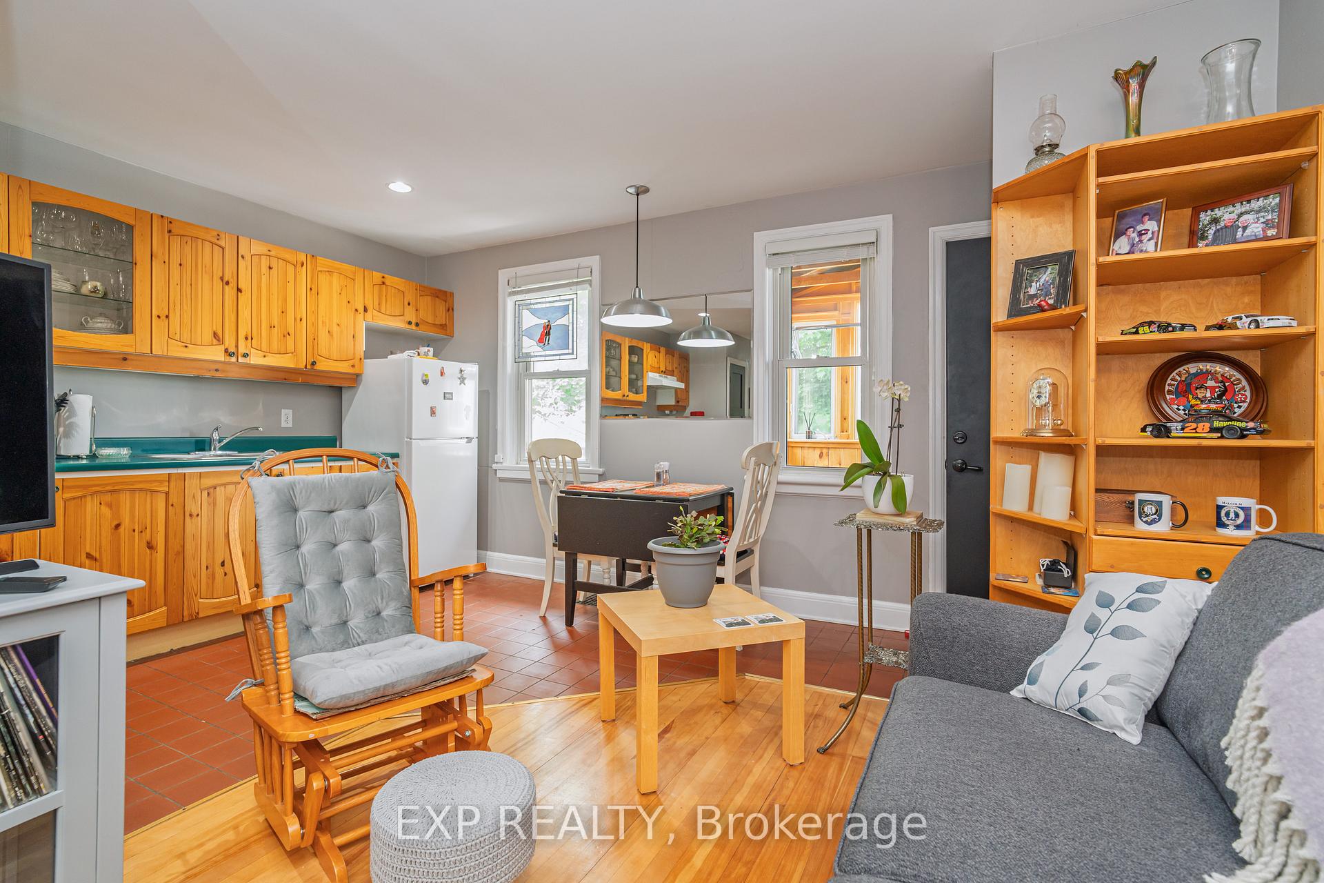 Photo 16 of 12 Ross Avenue, Ottawa, Ottawa West — HOMEH