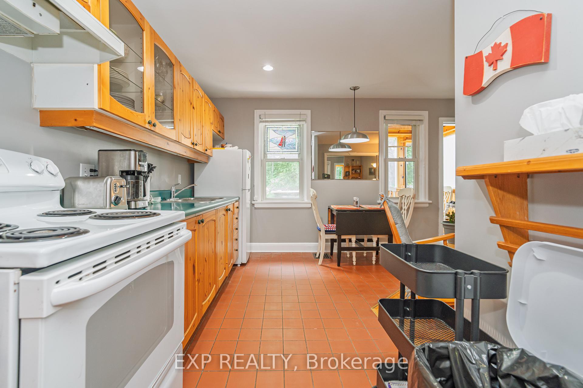 Photo 18 of 12 Ross Avenue, Ottawa, Ottawa West — HOMEH