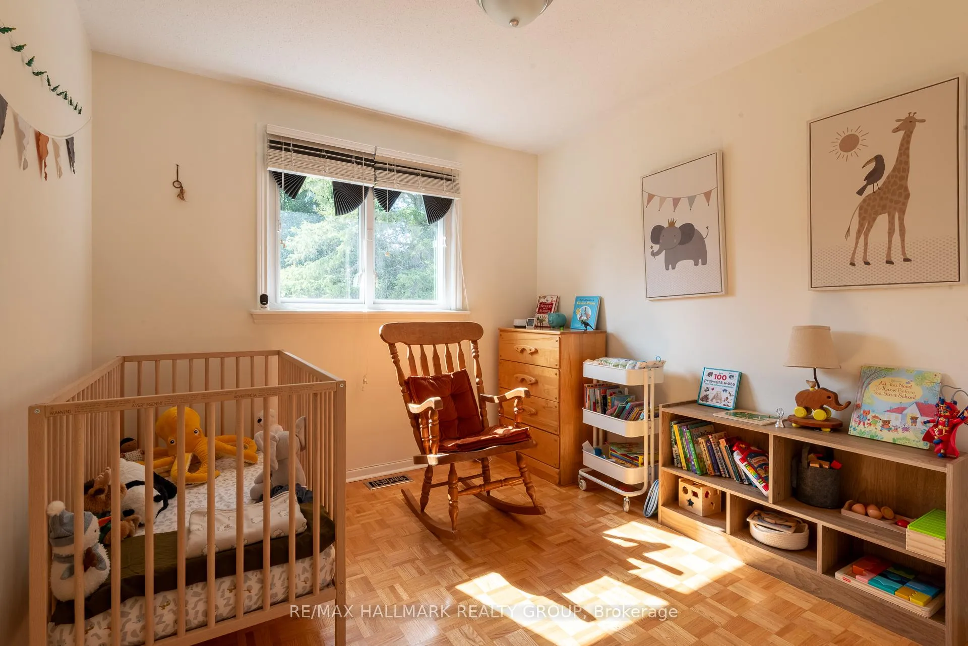 Photo 297 of 2429 Ogilvie Road, Ottawa, Beacon Hill North — HOMEH