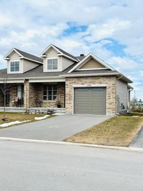 Photo 3 of 185 Mac Beattie Drive, Arnprior — HOMEH