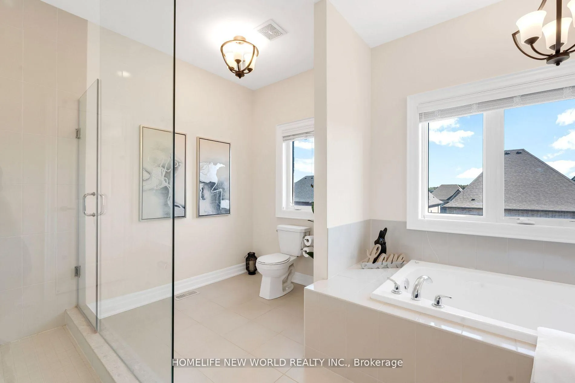 Photo 259 of 36 Strawbridge Farm Drive, Aurora, Aurora Grove — HOMEH