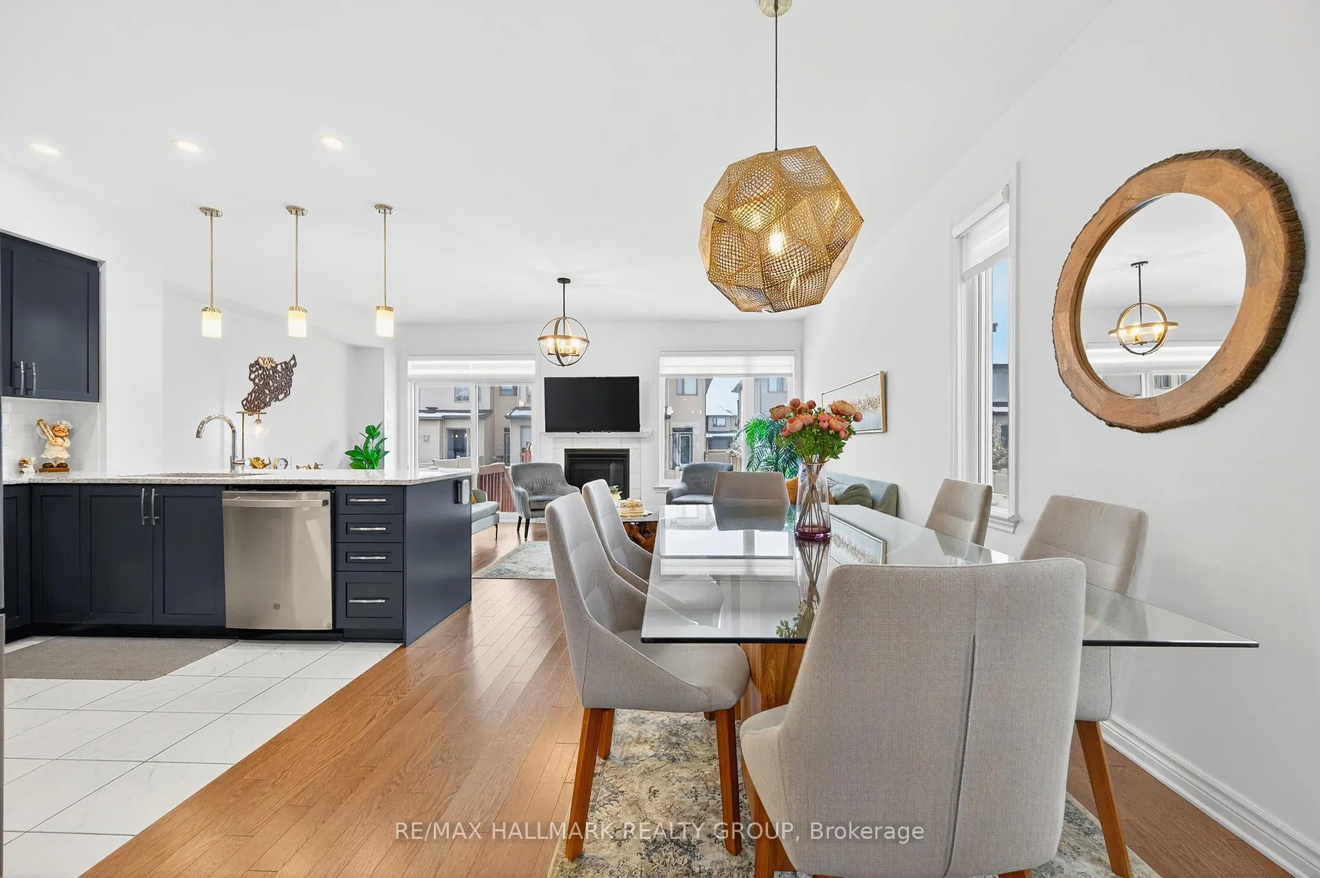 Photo 91 of 705 Capricorn Circle, Ottawa, Riverside South/Gloucester Glen — HOMEH