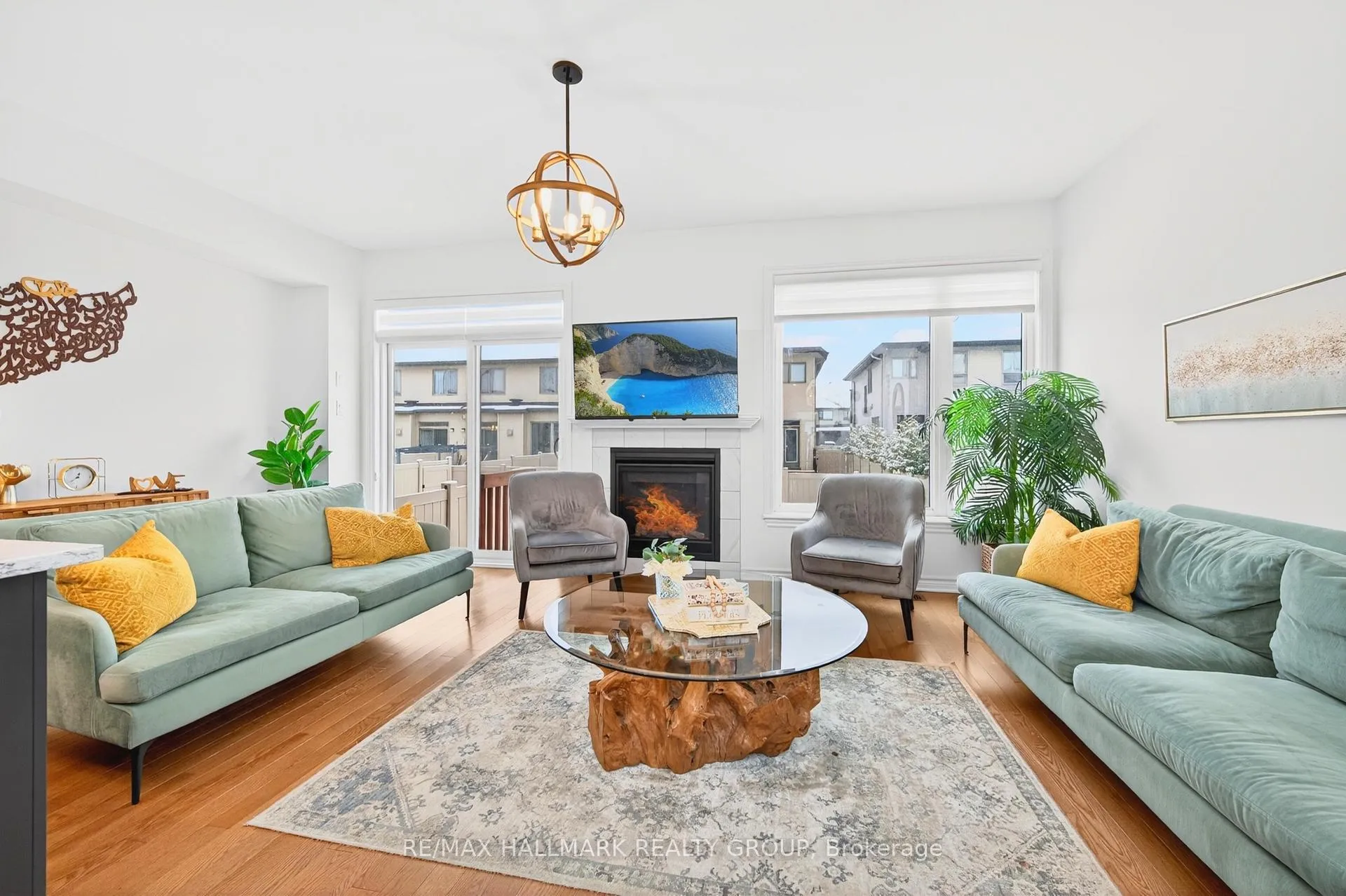 Photo 117 of 705 Capricorn Circle, Ottawa, Riverside South/Gloucester Glen — HOMEH