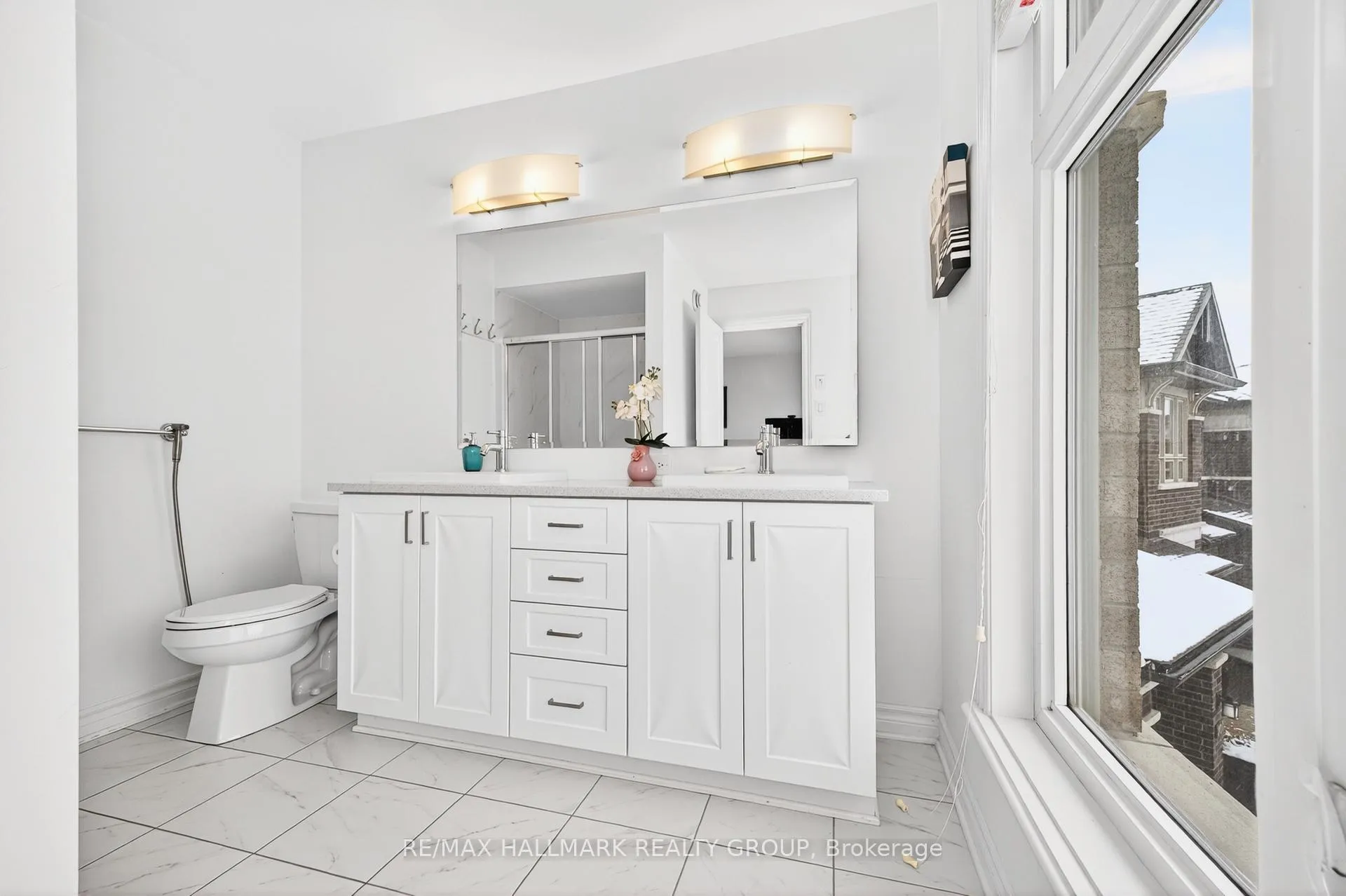 Photo 350 of 705 Capricorn Circle, Ottawa, Riverside South/Gloucester Glen — HOMEH