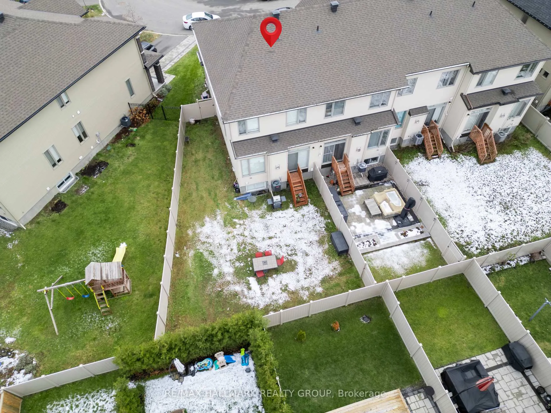 Photo 652 of 705 Capricorn Circle, Ottawa, Riverside South/Gloucester Glen — HOMEH