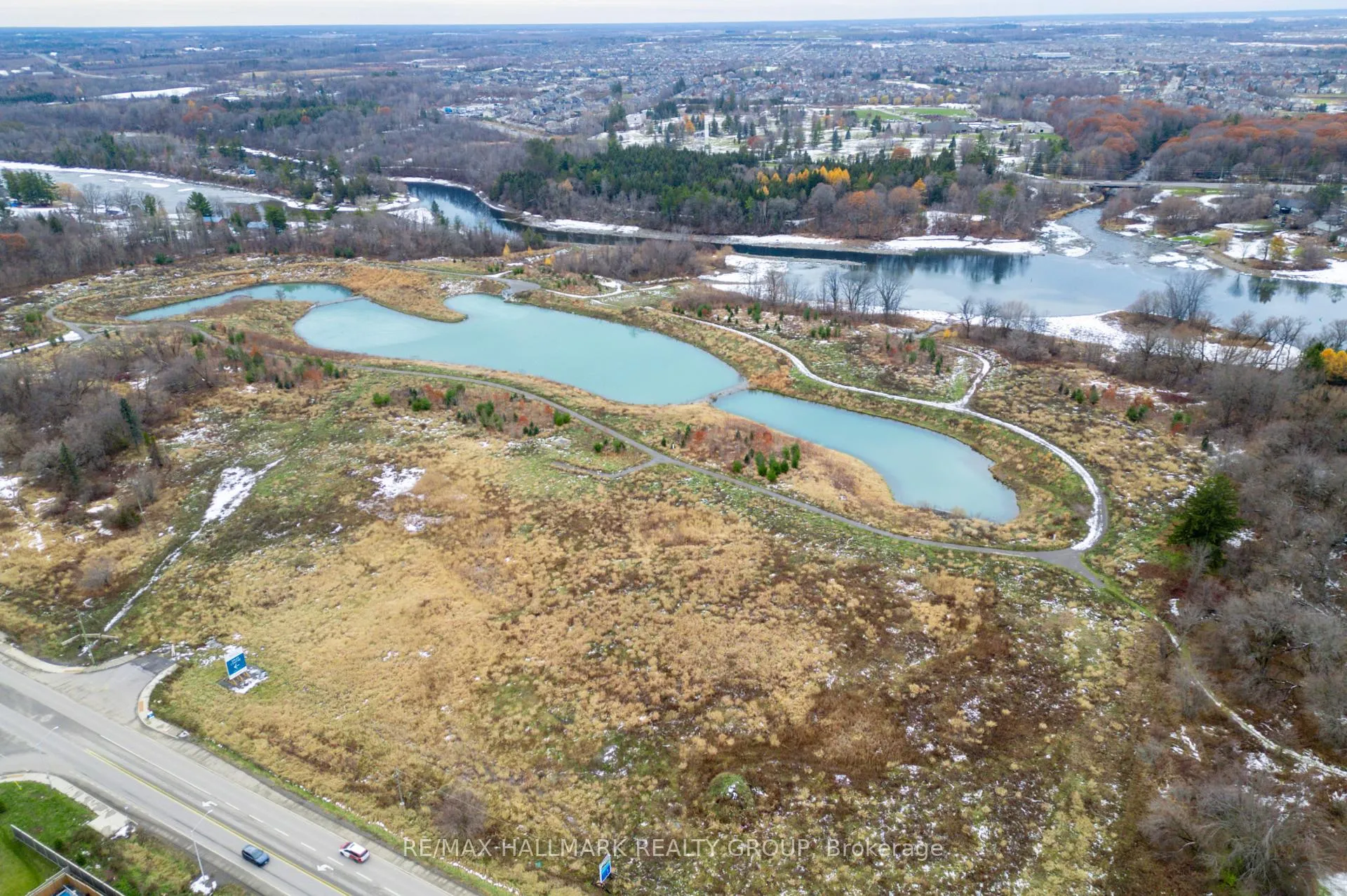 Photo 722 of 705 Capricorn Circle, Ottawa, Riverside South/Gloucester Glen — HOMEH
