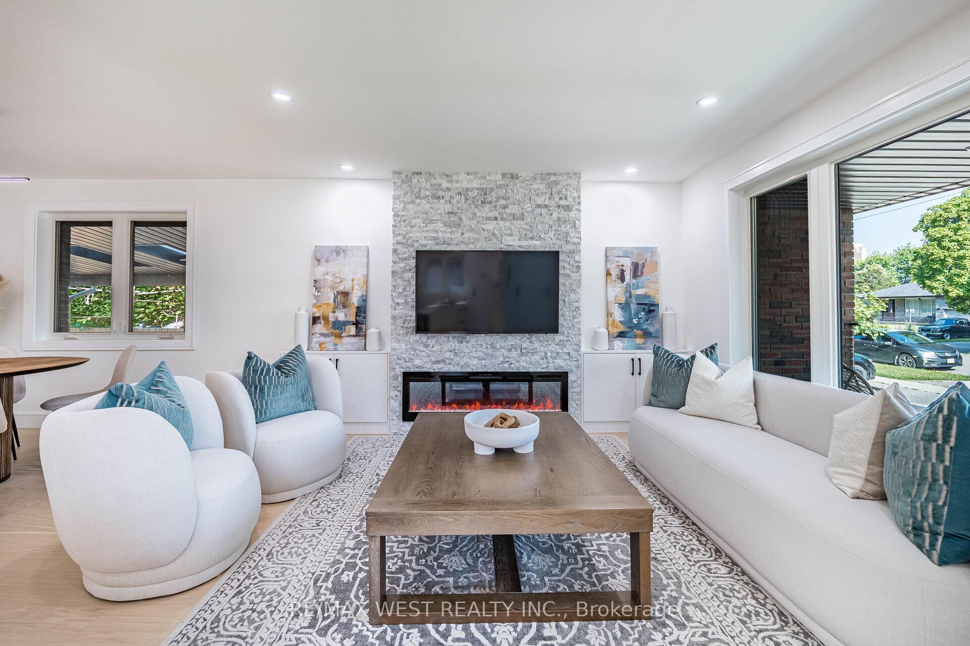 Photo 13 of 41 Ladbrooke Road, Etobicoke, Willowridge-Martingrove-Richview — HOMEH