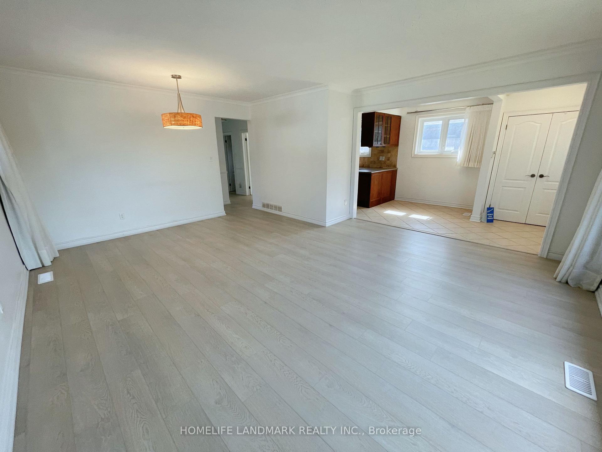 Photo 6 of 81 Celestine Drive, Etobicoke, Willowridge-Martingrove-Richview — HOMEH