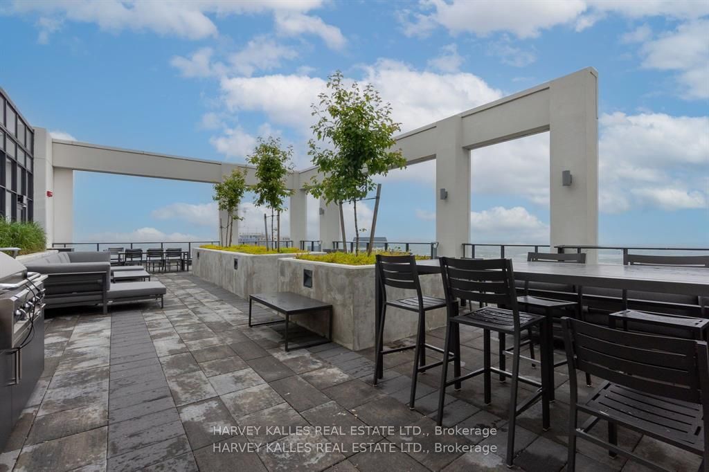 Photo 74 of Unit PH 102, 9000 Jane Street, Vaughan, Vellore Village — HOMEH