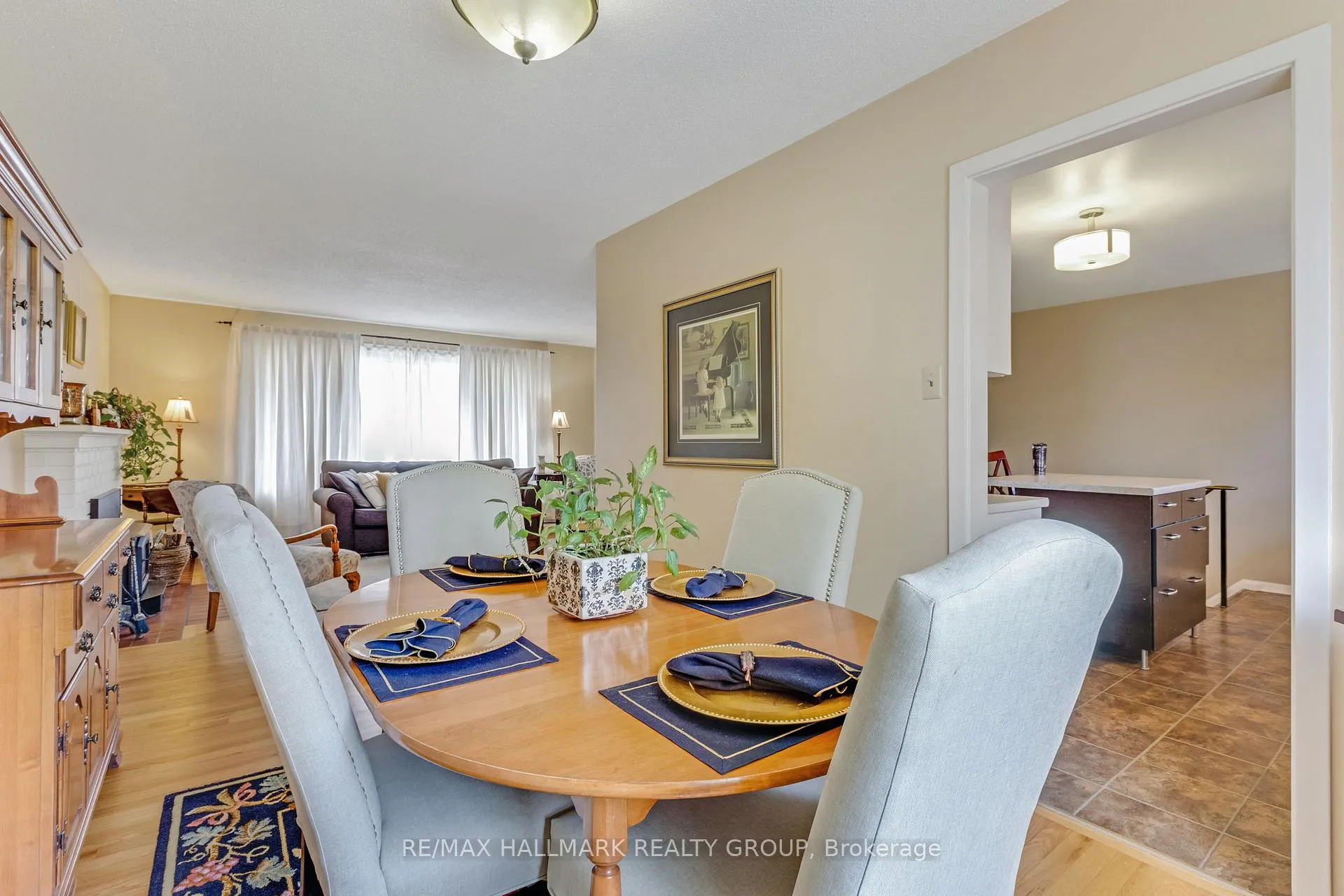 Photo 185 of 1055 Wiseman Crescent, Ottawa, Riverside Park — HOMEH