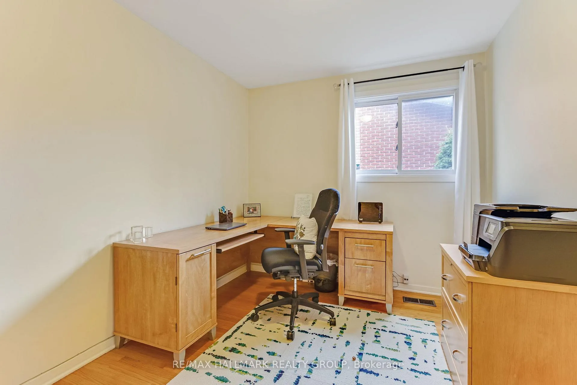 Photo 311 of 1055 Wiseman Crescent, Ottawa, Riverside Park — HOMEH