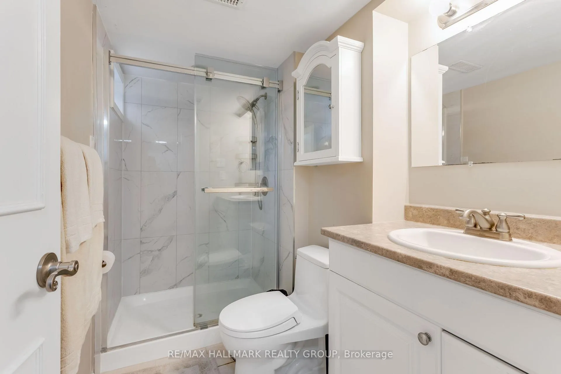 Photo 499 of 1055 Wiseman Crescent, Ottawa, Riverside Park — HOMEH