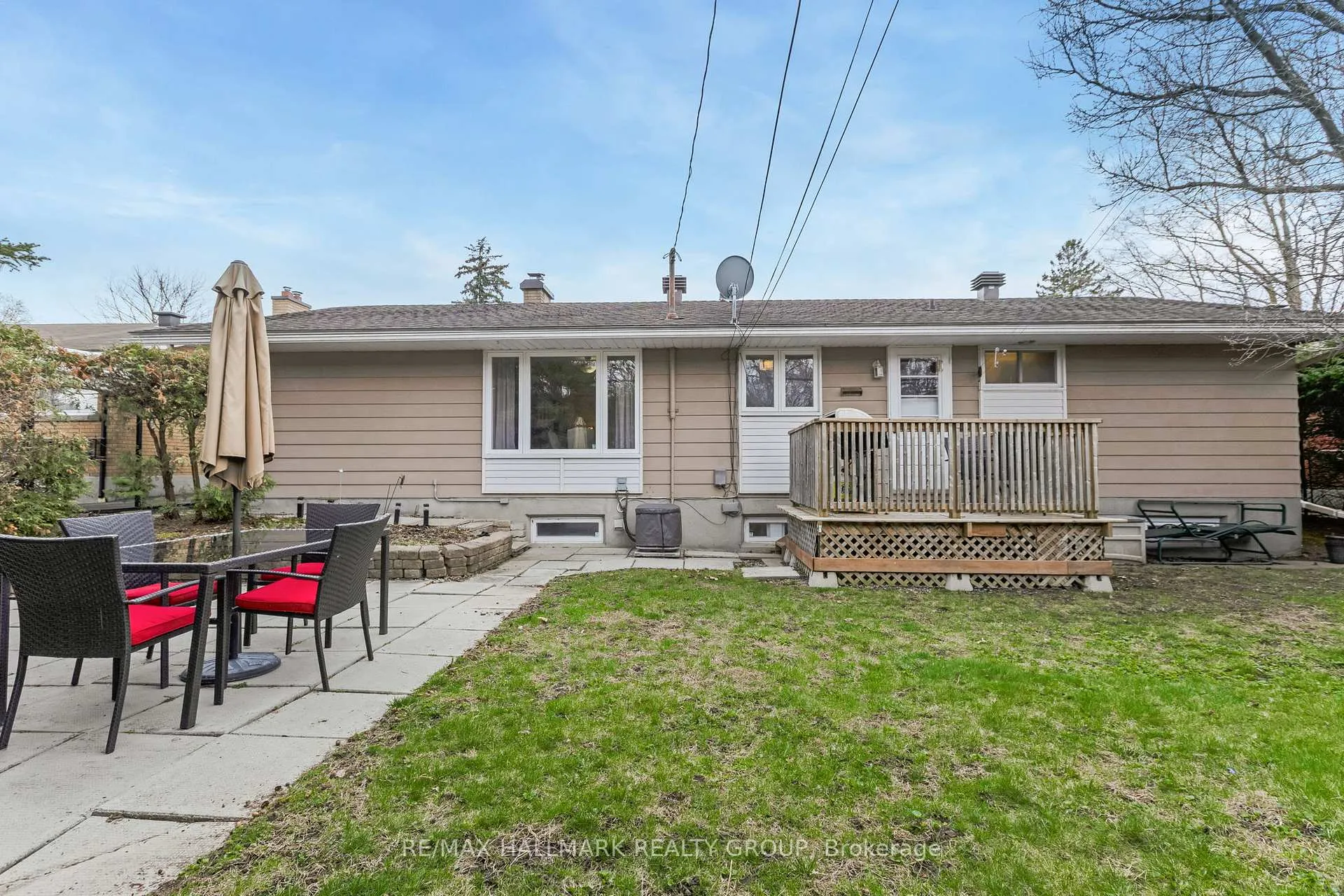 Photo 588 of 1055 Wiseman Crescent, Ottawa, Riverside Park — HOMEH