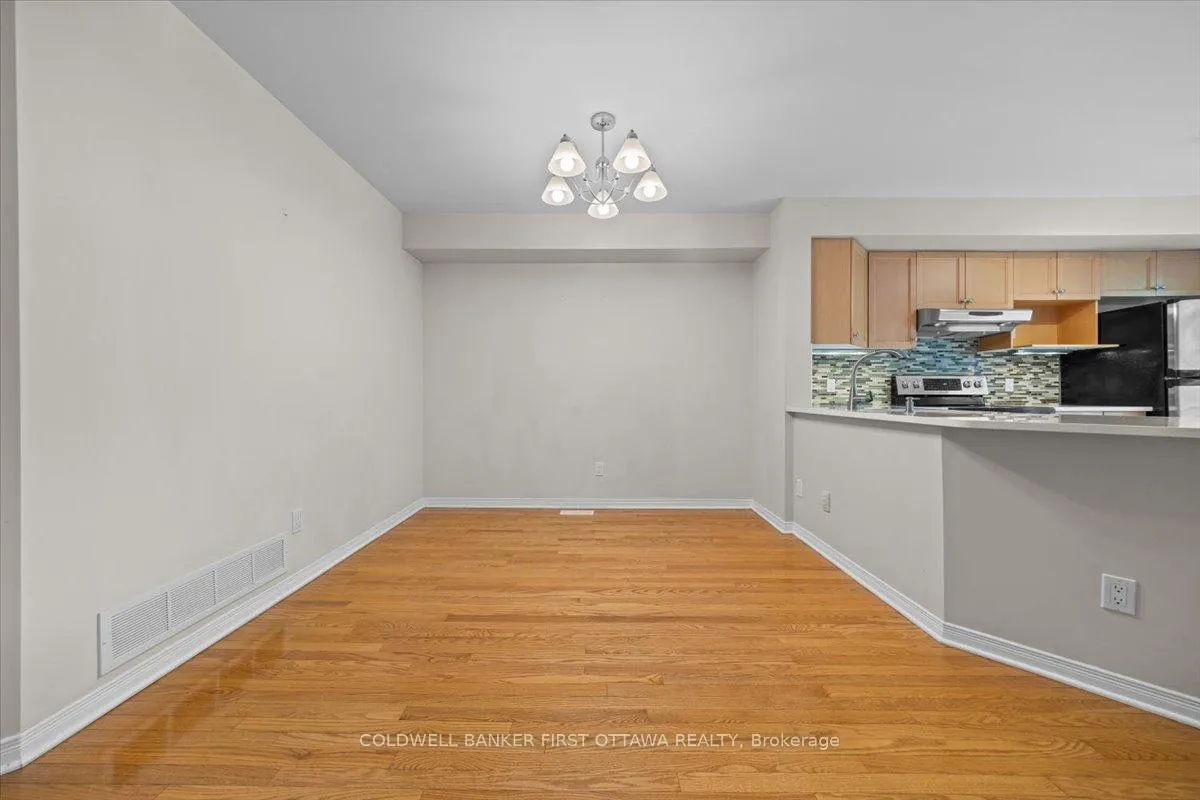 Photo 159 of 18 Maxton Private, Ottawa, Beacon Hill South — HOMEH
