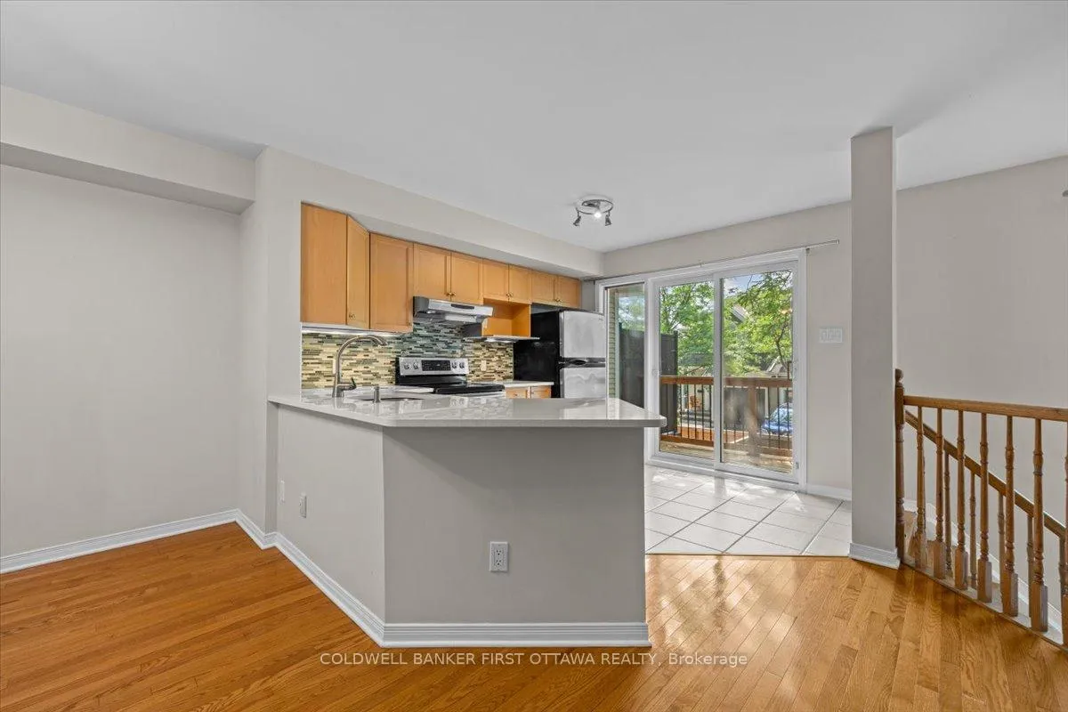 Photo 208 of 18 Maxton Private, Ottawa, Beacon Hill South — HOMEH