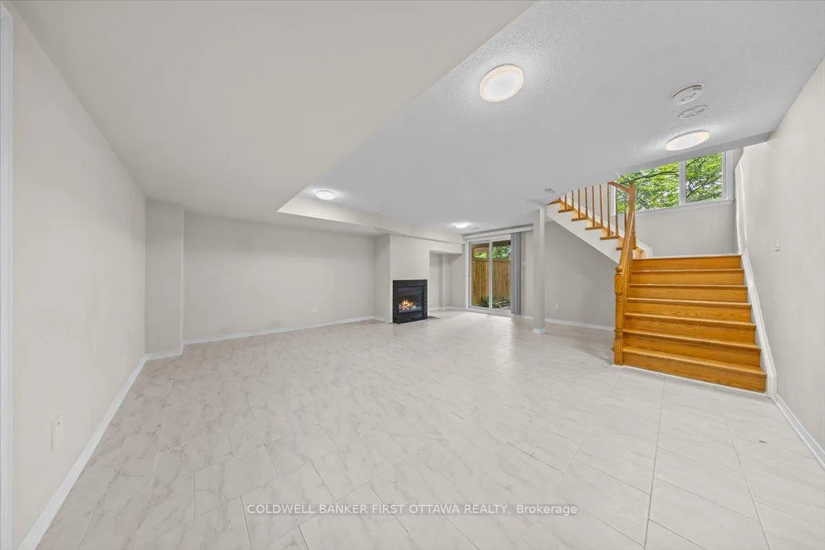 Photo 255 of 18 Maxton Private, Ottawa, Beacon Hill South — HOMEH