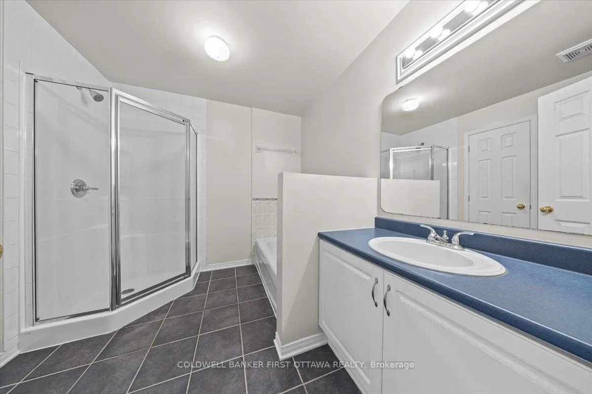 Photo 484 of 18 Maxton Private, Ottawa, Beacon Hill South — HOMEH