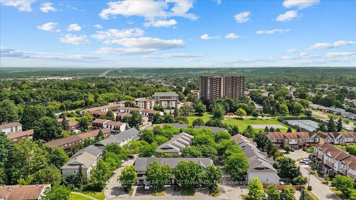 Photo 663 of 18 Maxton Private, Ottawa, Beacon Hill South — HOMEH