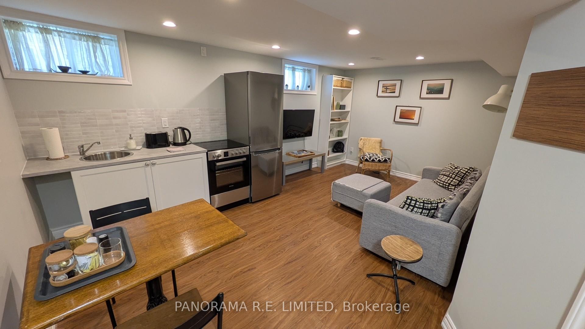 Photo 1 of Unit 1, 12 Arkley Crescent, Etobicoke, Willowridge-Martingrove-Richview — HOMEH