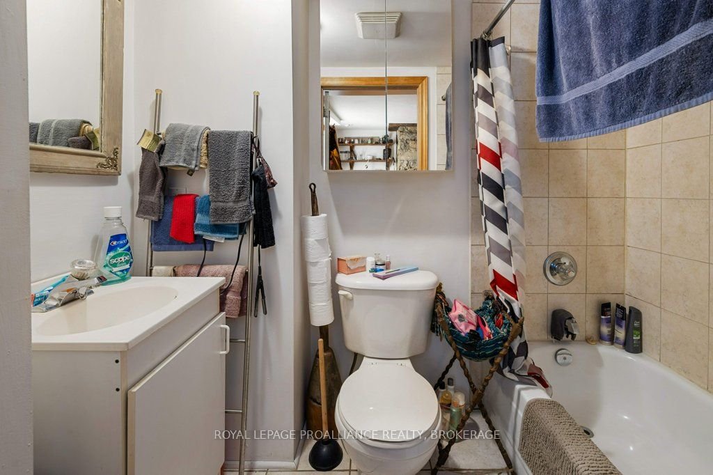 Photo 72 of 163 Bagot Street, Kingston, Central City East — HOMEH
