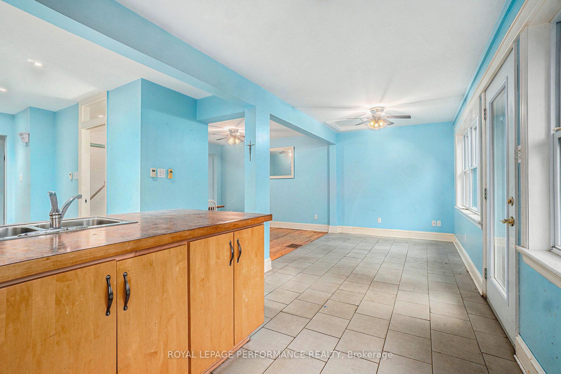 Photo 13 of 223 Carleton Avenue, Ottawa, Ottawa West/Tunneys Pasture — HOMEH