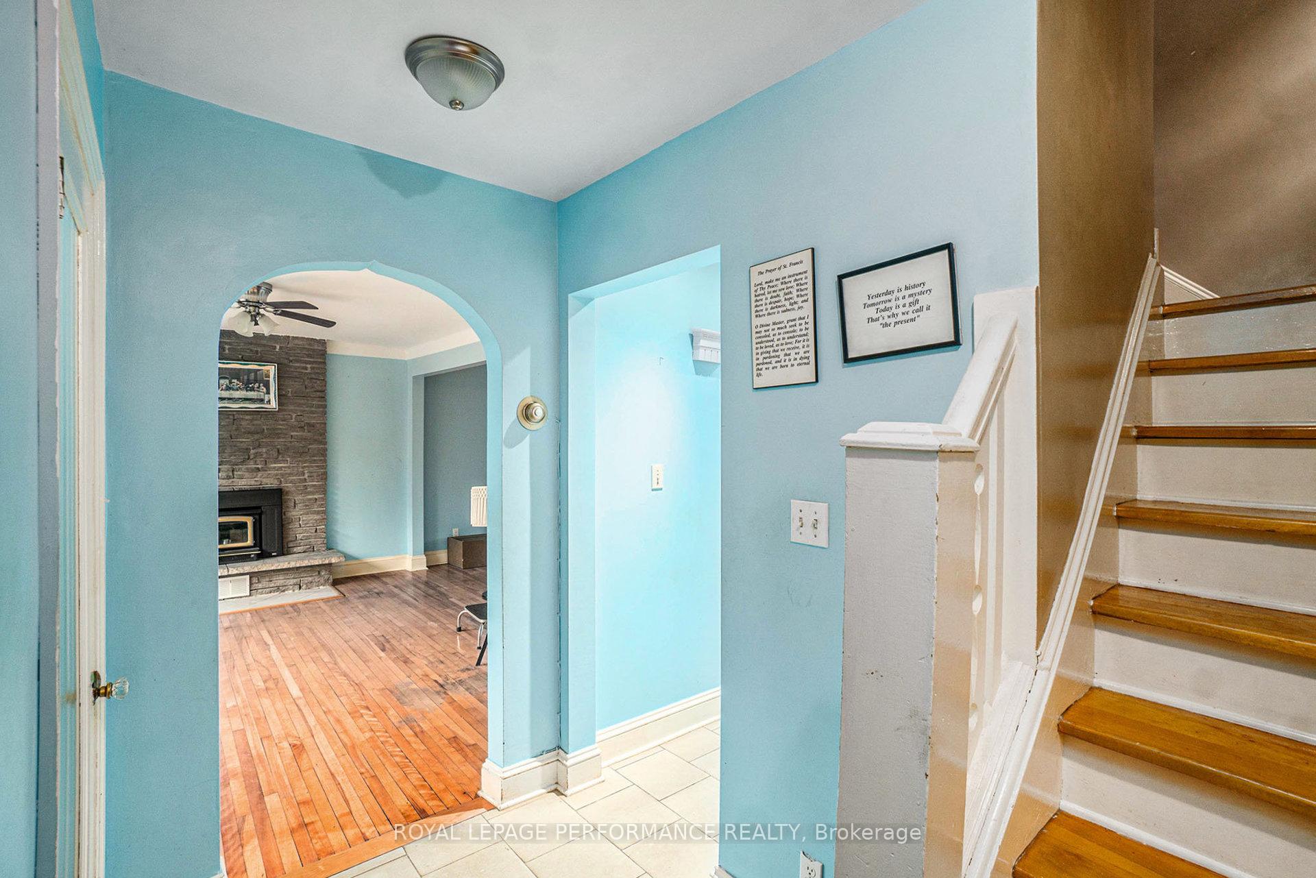 Photo 15 of 223 Carleton Avenue, Ottawa, Ottawa West/Tunneys Pasture — HOMEH