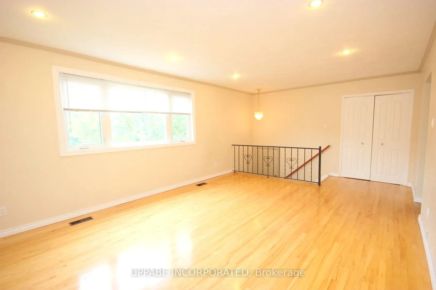 Photo 80 of Unit Unit 1, 376 Tremblay Road, Ottawa, Eastway Gardens/Industrial Park — HOMEH