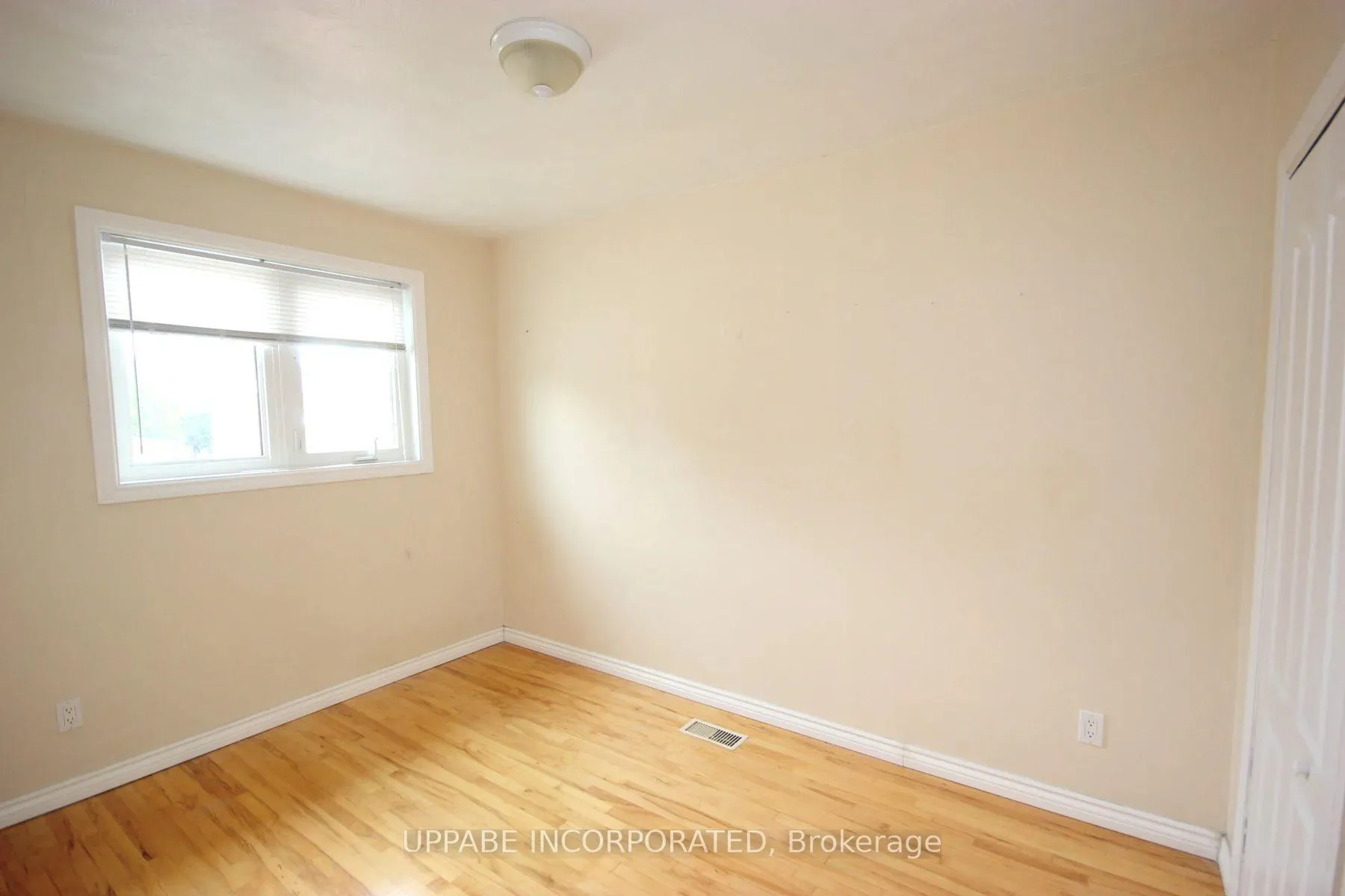 Photo 132 of Unit Unit 1, 376 Tremblay Road, Ottawa, Eastway Gardens/Industrial Park — HOMEH