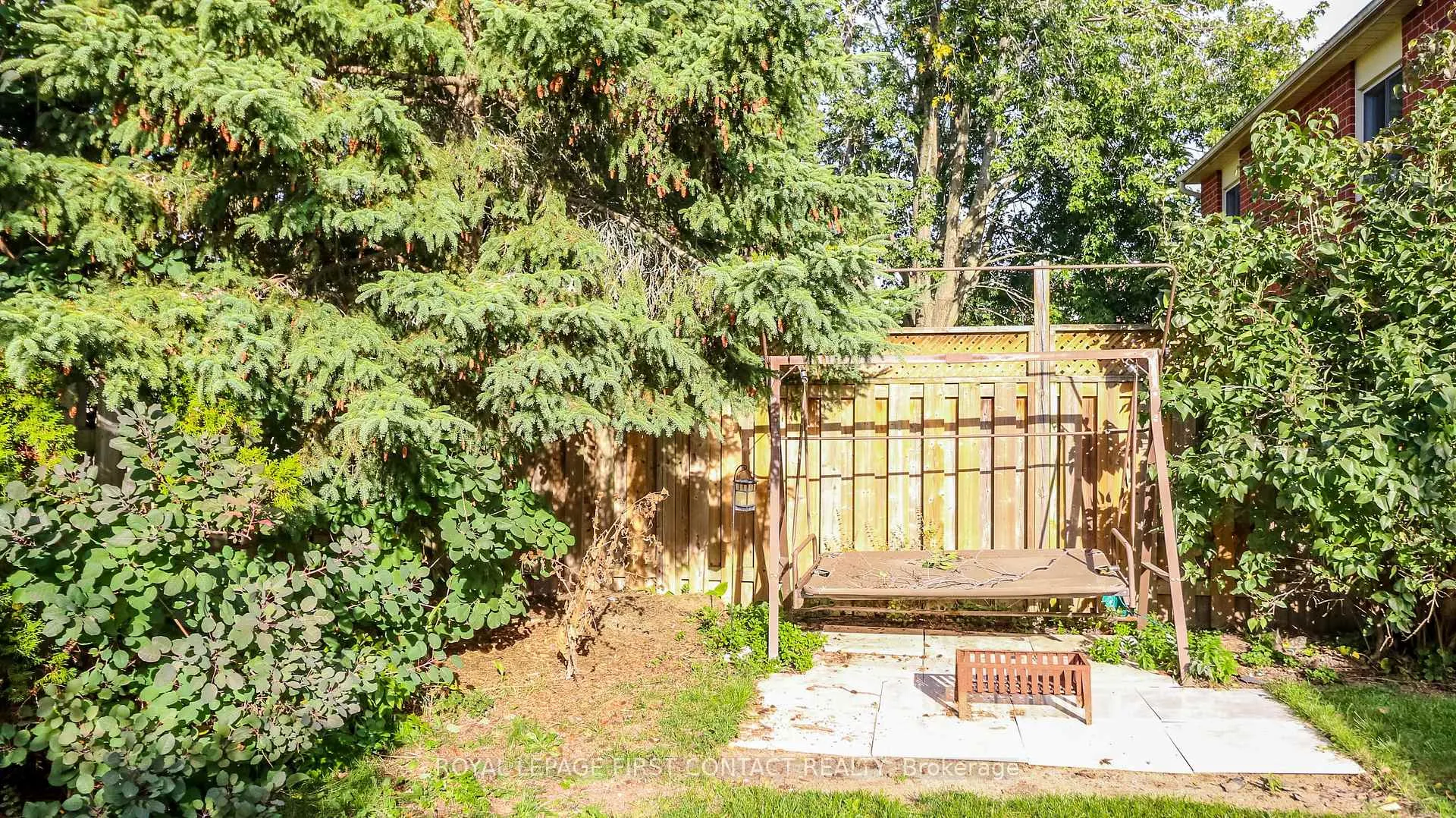 Photo 43 of 194 Kozlov Street, Barrie, West Bayfield — HOMEH
