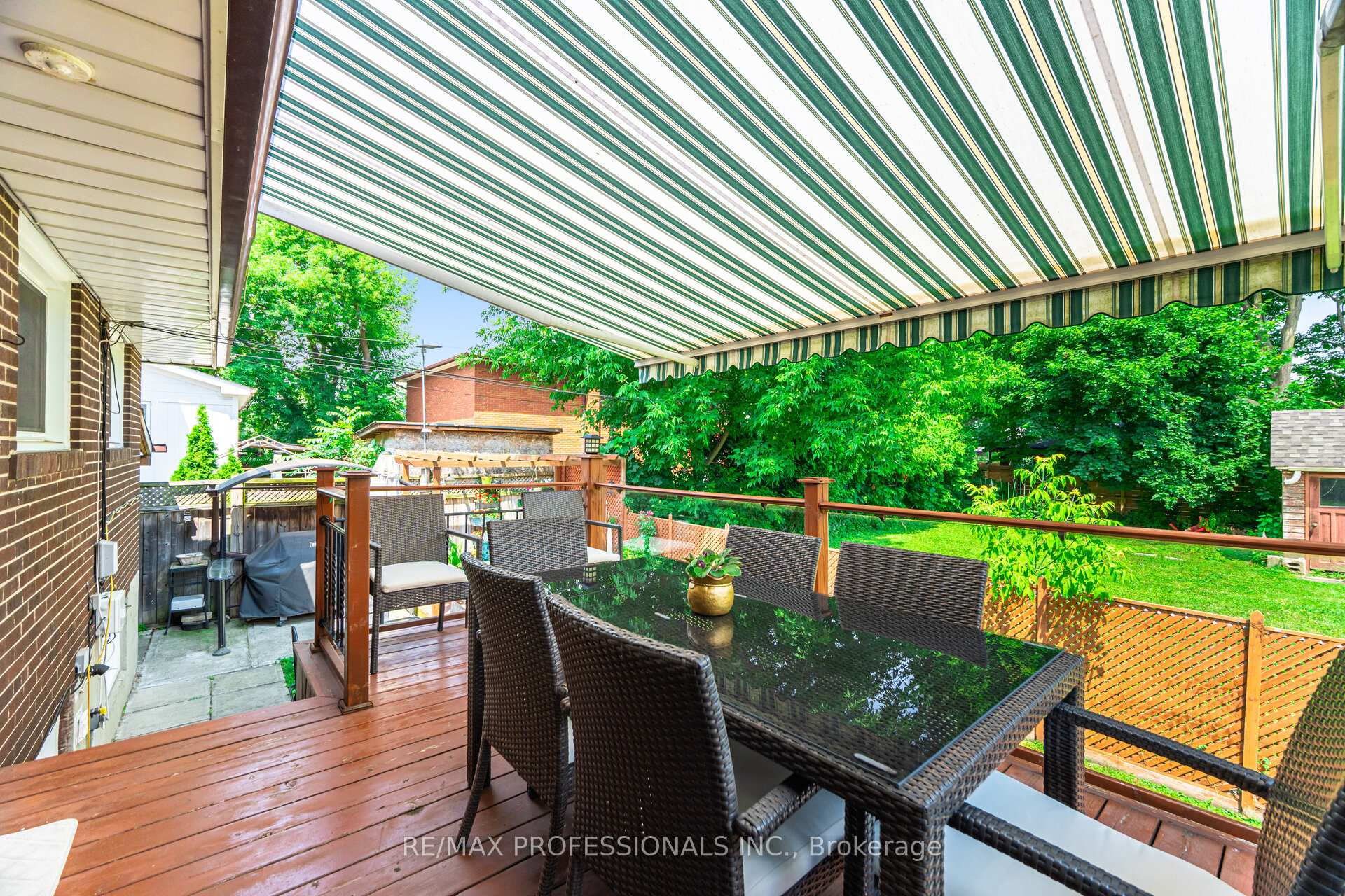 Photo 27 of 1549 Royal York Road, Etobicoke, Humber Heights — HOMEH