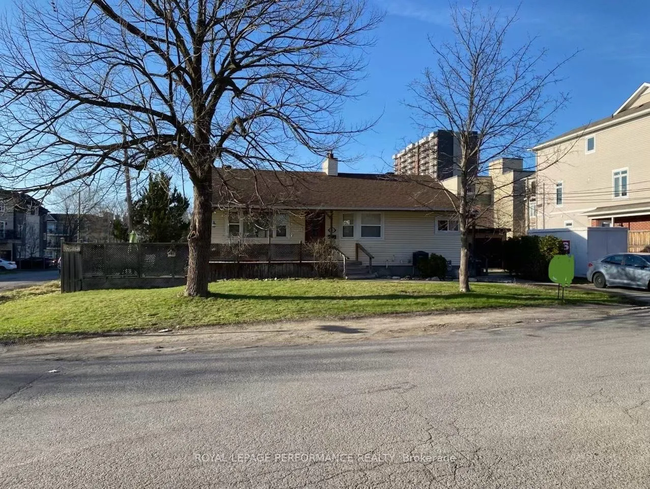 Photo 11 of 1125 Rockingham Avenue, Ottawa, Billings Bridge — HOMEH