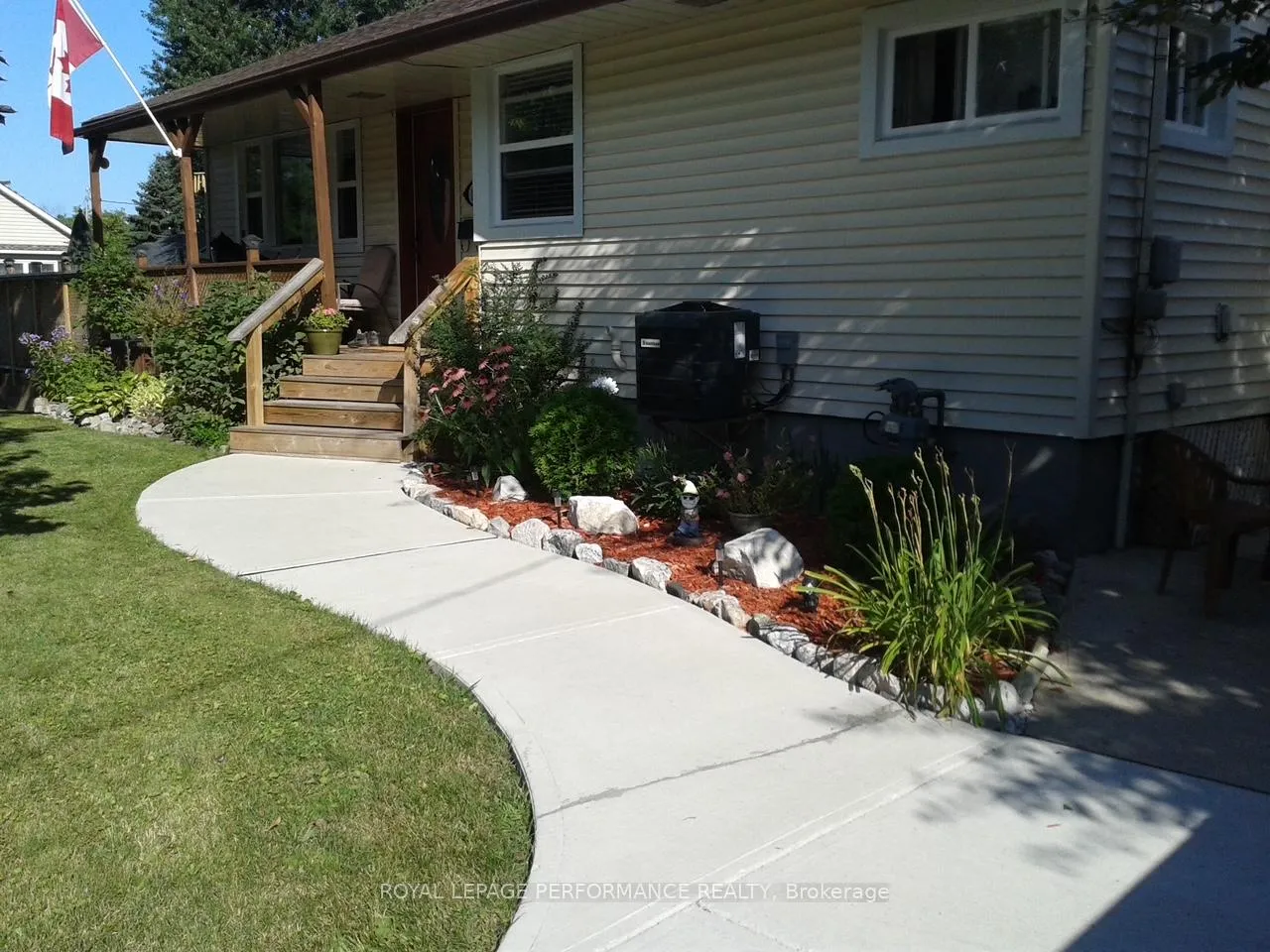 Photo 38 of 1125 Rockingham Avenue, Ottawa, Billings Bridge — HOMEH