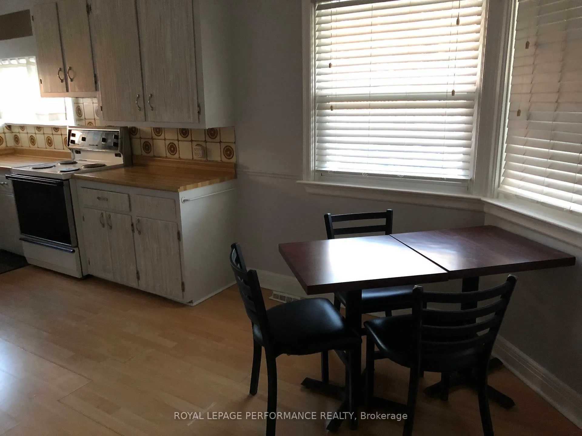 Photo 130 of 1125 Rockingham Avenue, Ottawa, Billings Bridge — HOMEH